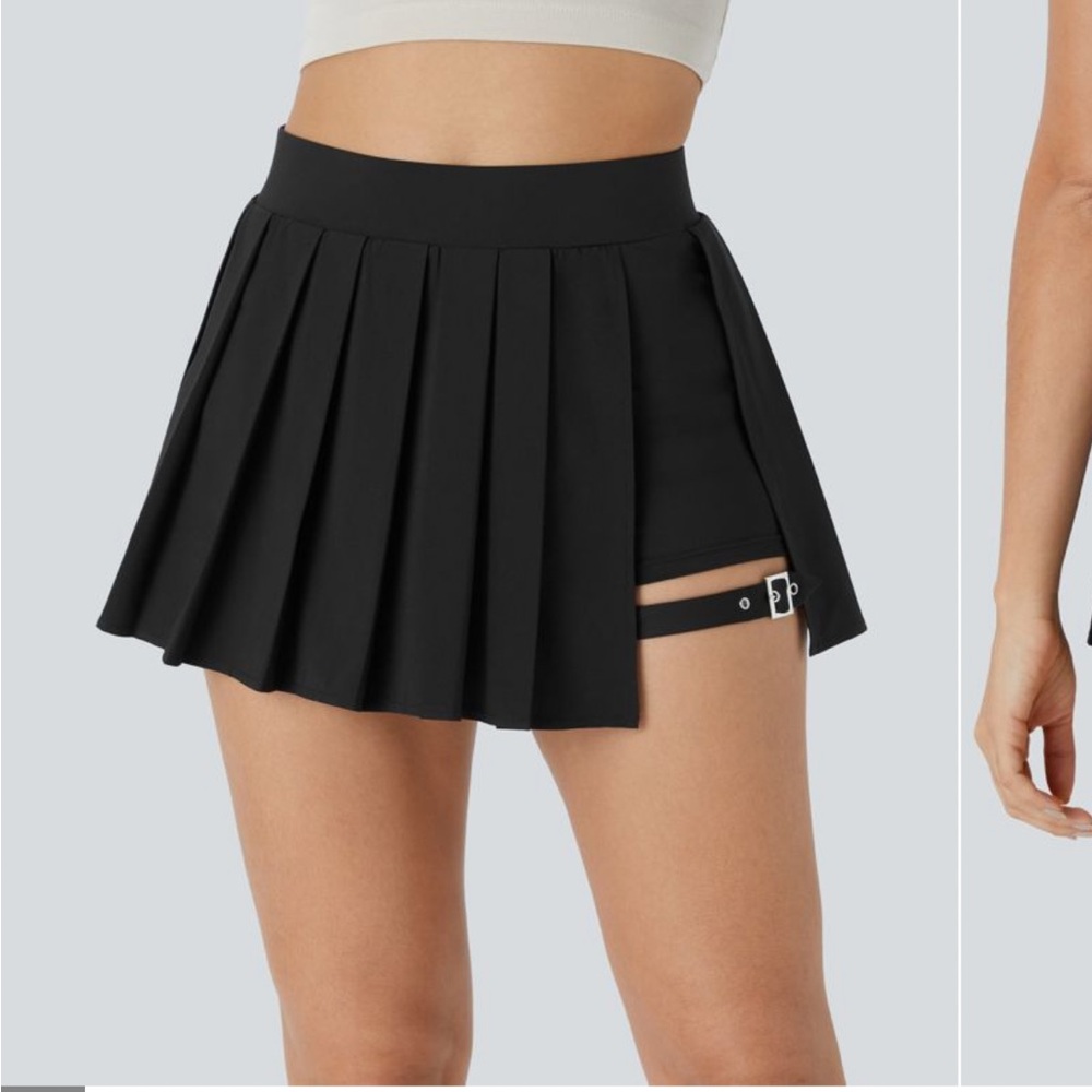Black Pleated Mini Skirt